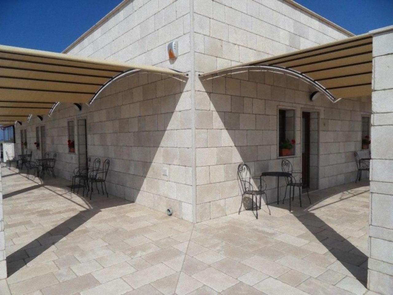 Aparthotel Bandiera Gialla
